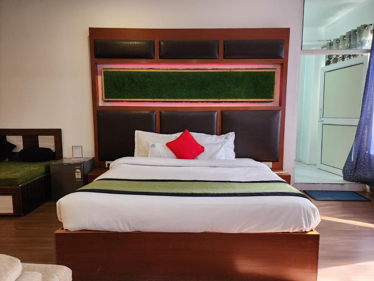 Hotel Bliss Kasauli Ngoại thất bức ảnh