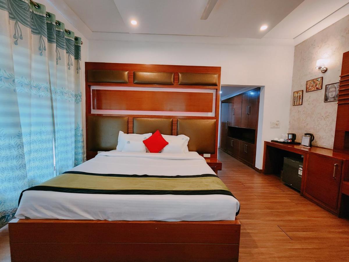Hotel Bliss Kasauli Ngoại thất bức ảnh